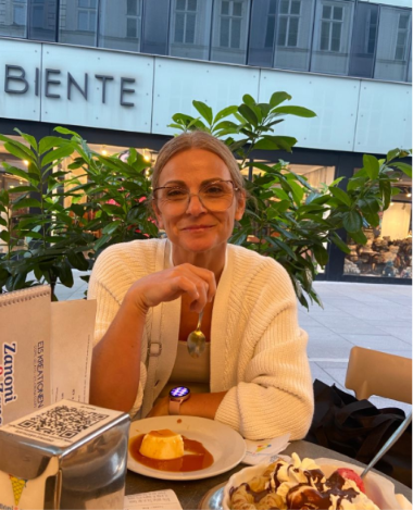 <em>María G.</em>